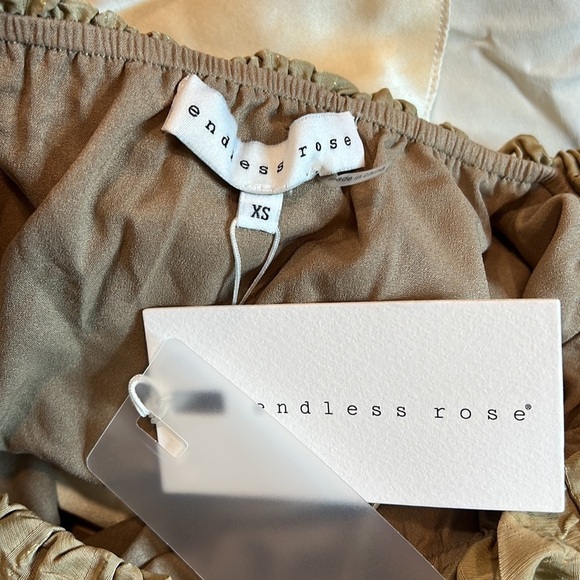 NWT Endless Rose Bubble Crop Top & Bubble Elastic Bottoms Size XS - Picture 9 of 10